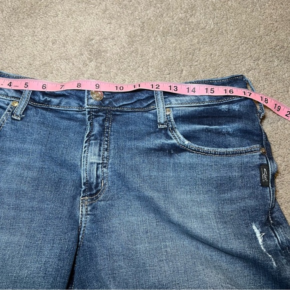 Silver Jeans Boyfriend Shorts Womens 32W/4.5L Distressed Blue Denim Mid Rise Zip - Picture 9 of 12